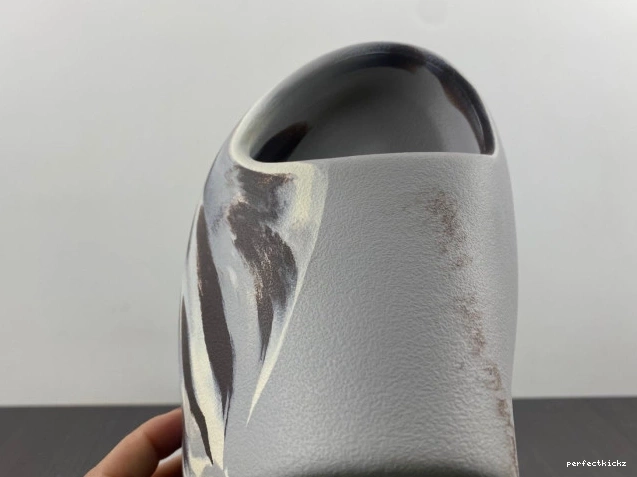 GZ5553 Slide Yeezy Adidas 0711